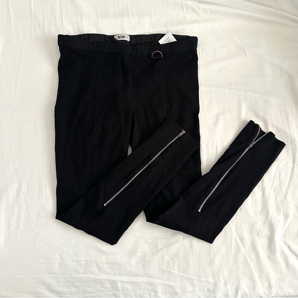 ACNE Black Leggings with zipper in the back